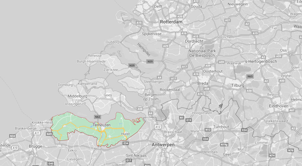 mih baut im Auftrag der KPN in Zeeland in den Niederlanden